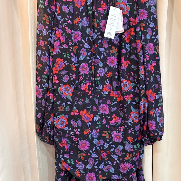 Veronica Beard Dresses & Skirts - Veronica Beard NWT Floral Long Sleeve Dress size 8